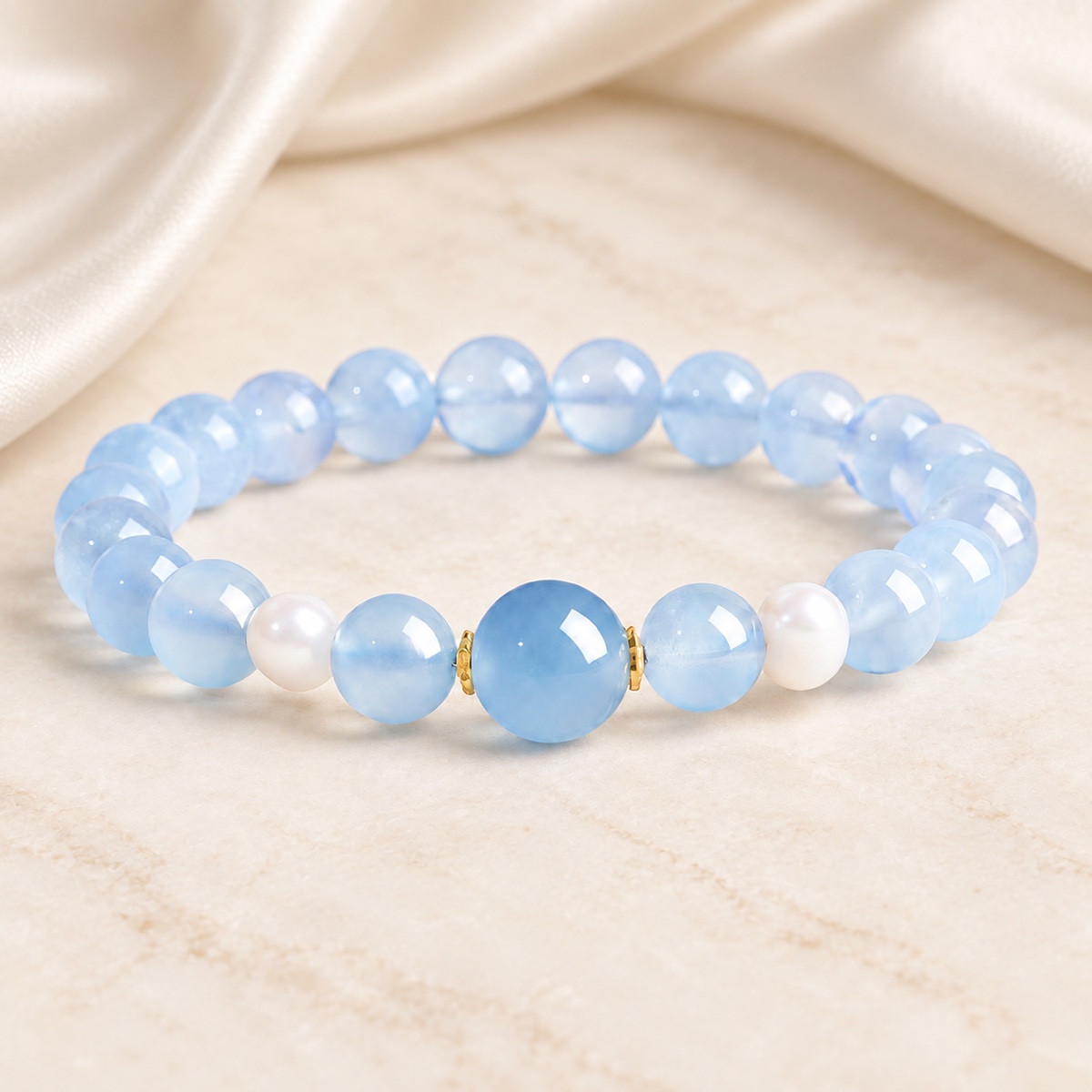 Aqualume Blue Focal Bracelet — 8 mm product detail